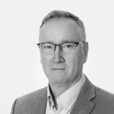Dan Thiesen Headshot