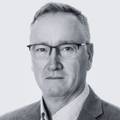 Dan Thiesen Headshot